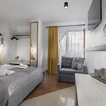 Bialy Jelen Jacuzzi & Sauna Bed & Breakfast 3*