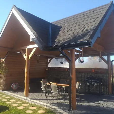 Bed & Breakfast Bialy Jelen Z Basenem I Jacuzzi *