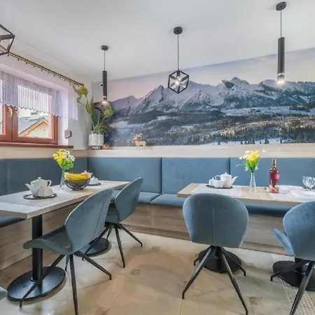 Bialy Jelen Z Basenem I Jacuzzi Ostrowsko