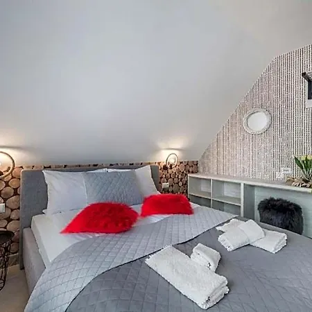 Bialy Jelen Jacuzzi & Sauna Oda ve Kahvaltı Ostrowsko
