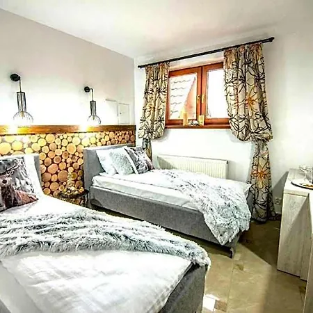 Bialy Jelen Jacuzzi & Sauna 3*