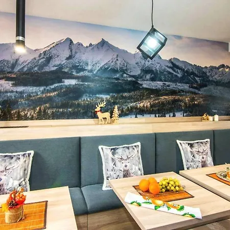 Couette-café Bialy Jelen Z Basenem I Jacuzzi 3*