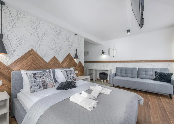 Frühstückspension Bialy Jelen Z Basenem I Jacuzzi