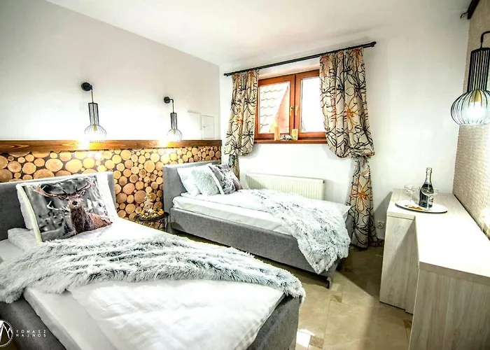 Bialy Jelen Z Basenem I Jacuzzi 3*